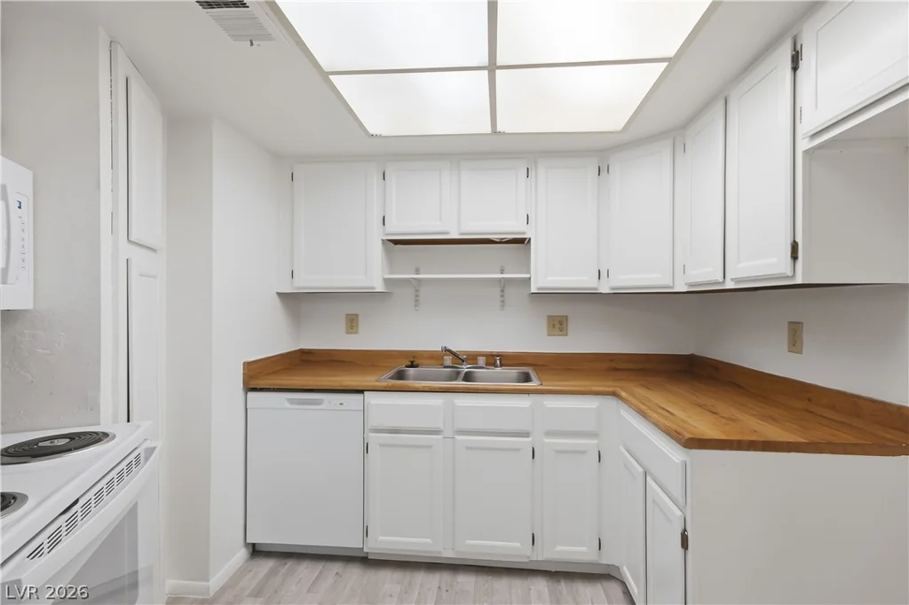 3769 Carlyle, Las Vegas, NV 89115