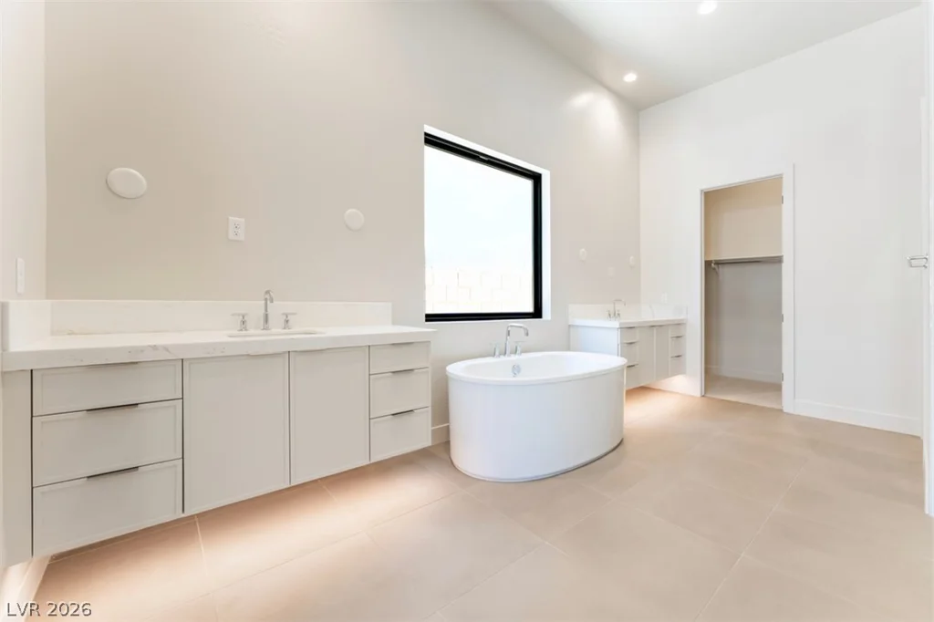 217 Grange Creek, Las Vegas, NV 89138