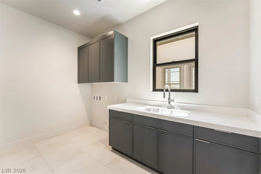 217 Grange Creek, Las Vegas, NV 89138