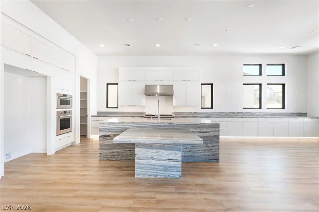 217 Grange Creek, Las Vegas, NV 89138