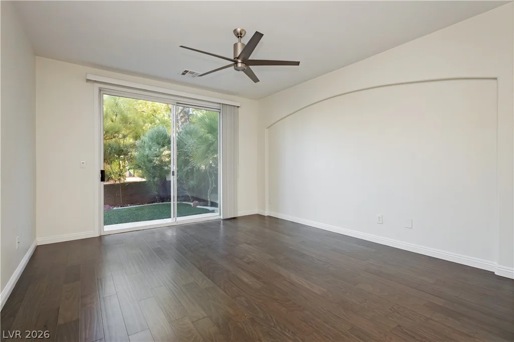 9420 San Laguna, Las Vegas, NV 89134