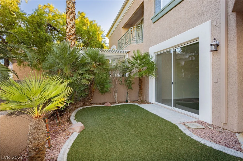 9420 San Laguna, Las Vegas, NV 89134