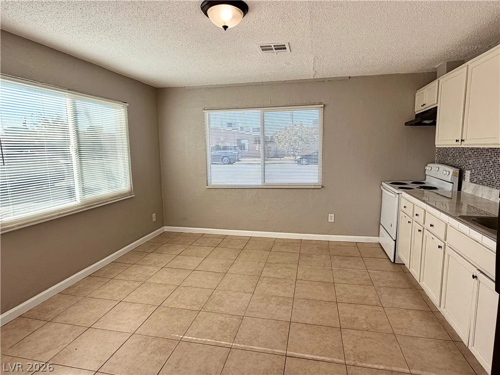 2536 Carroll, North Las Vegas, NV 89030
