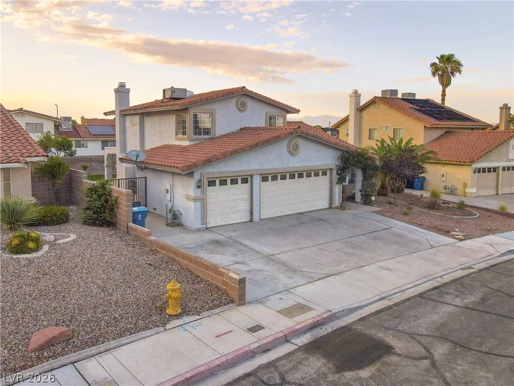 8640 Blissville, Las Vegas, NV 89145