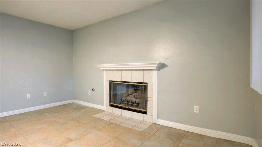 8640 Blissville, Las Vegas, NV 89145