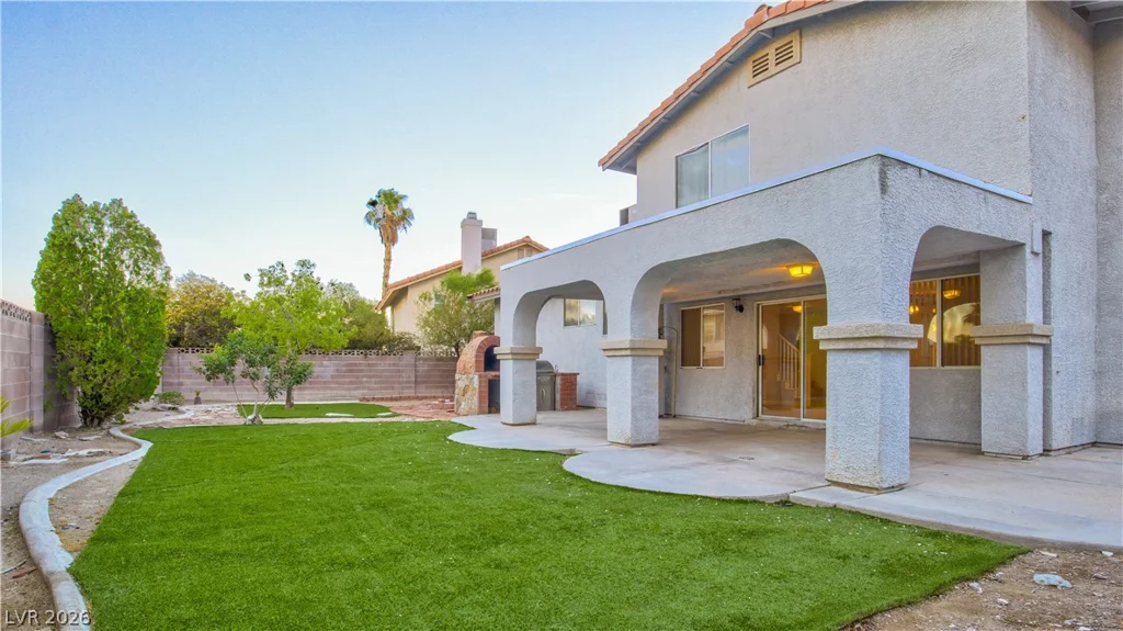 8640 Blissville, Las Vegas, NV 89145