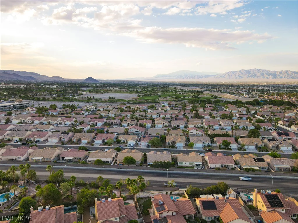 8640 Blissville, Las Vegas, NV 89145