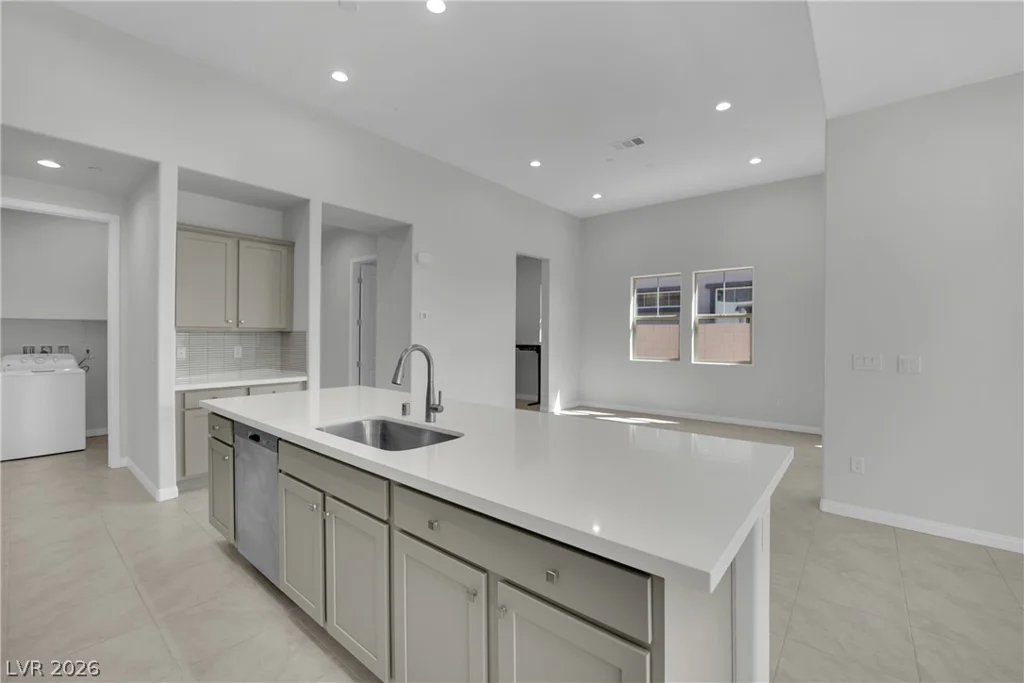 651 Kroker, Henderson, NV 89011