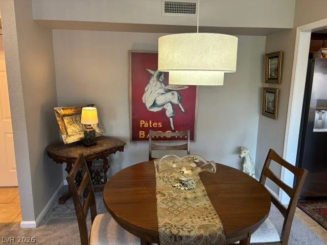 2845 Loveland, Las Vegas, NV 89109