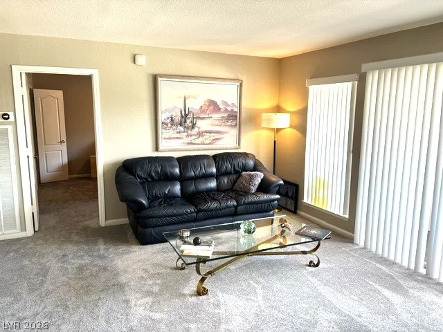 2845 Loveland, Las Vegas, NV 89109