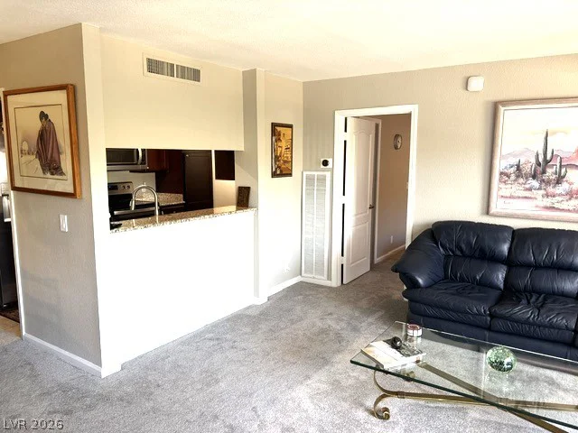 2845 Loveland, Las Vegas, NV 89109