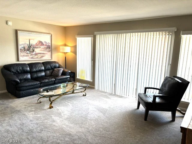 2845 Loveland, Las Vegas, NV 89109