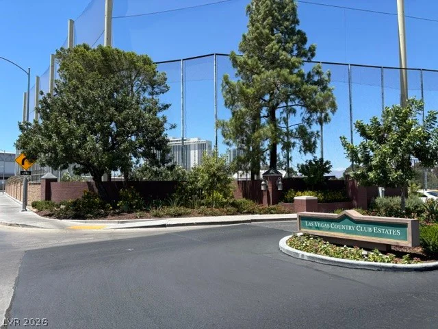 2845 Loveland, Las Vegas, NV 89109
