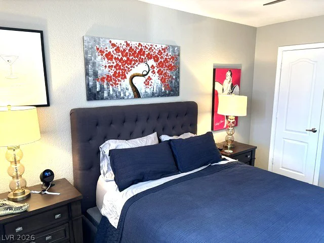 2845 Loveland, Las Vegas, NV 89109