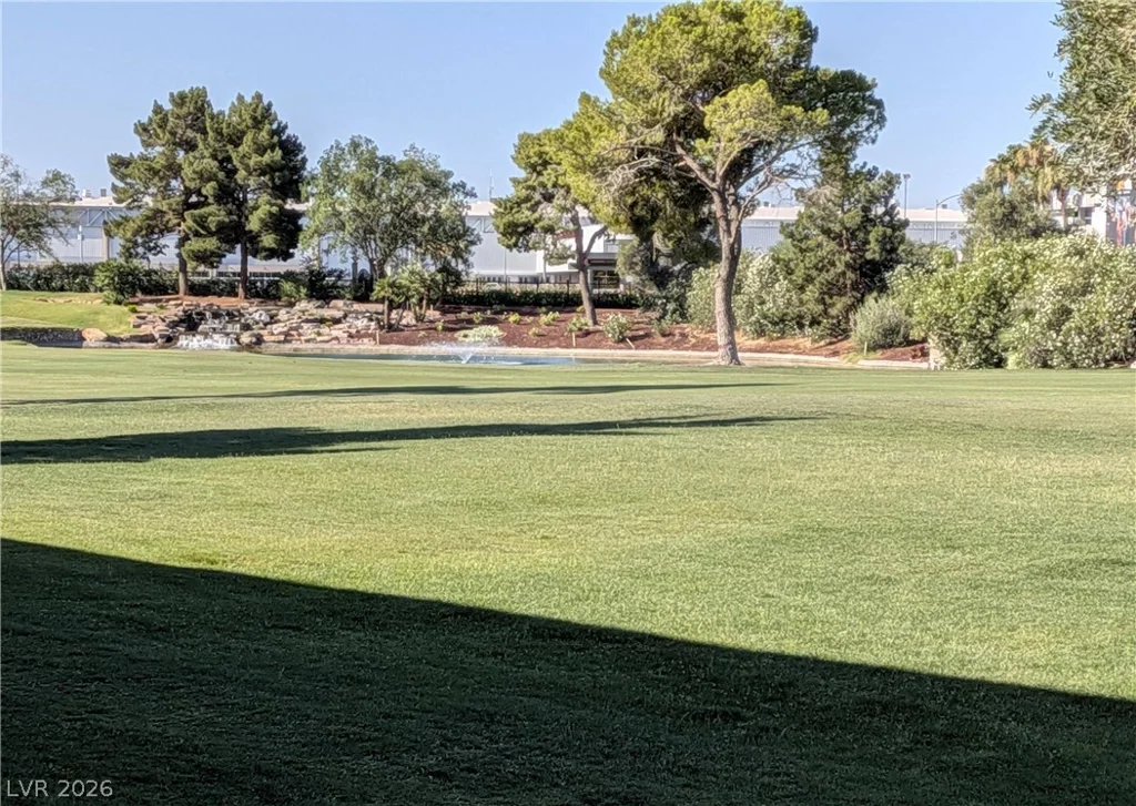 2845 Loveland, Las Vegas, NV 89109