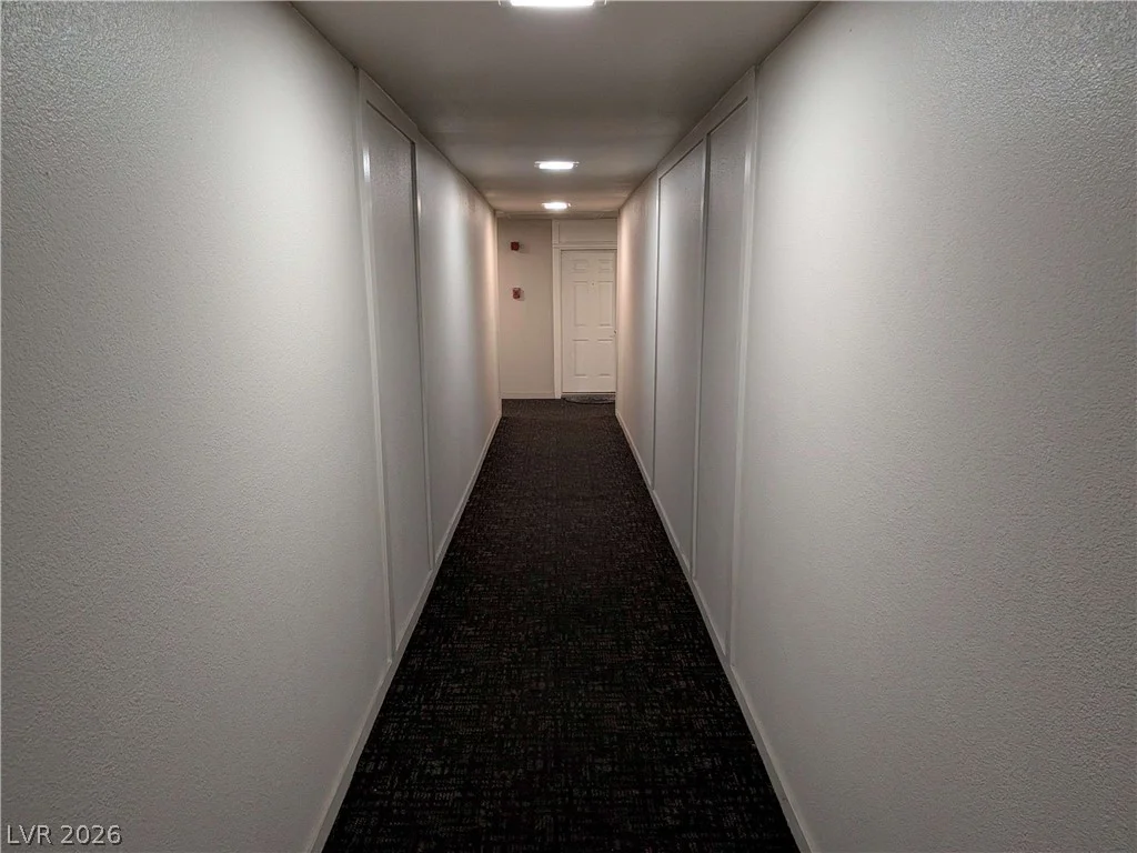 2845 Loveland, Las Vegas, NV 89109