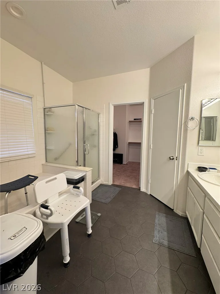 4737 Bell Canyon, North Las Vegas, NV 89031