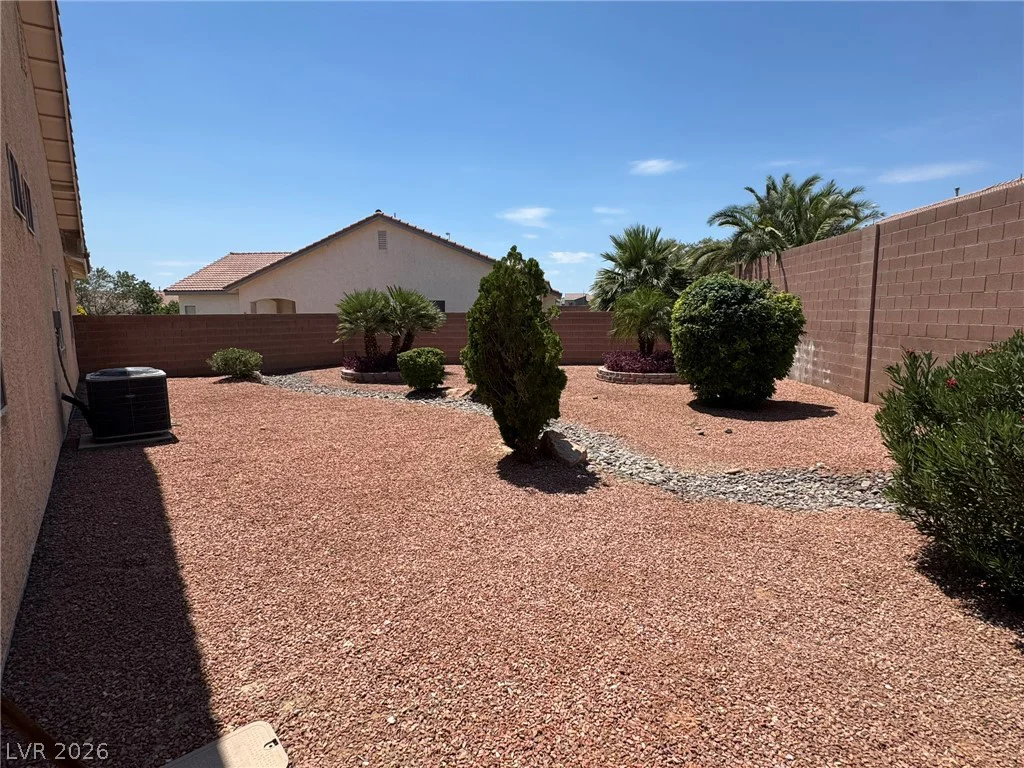 4737 Bell Canyon, North Las Vegas, NV 89031