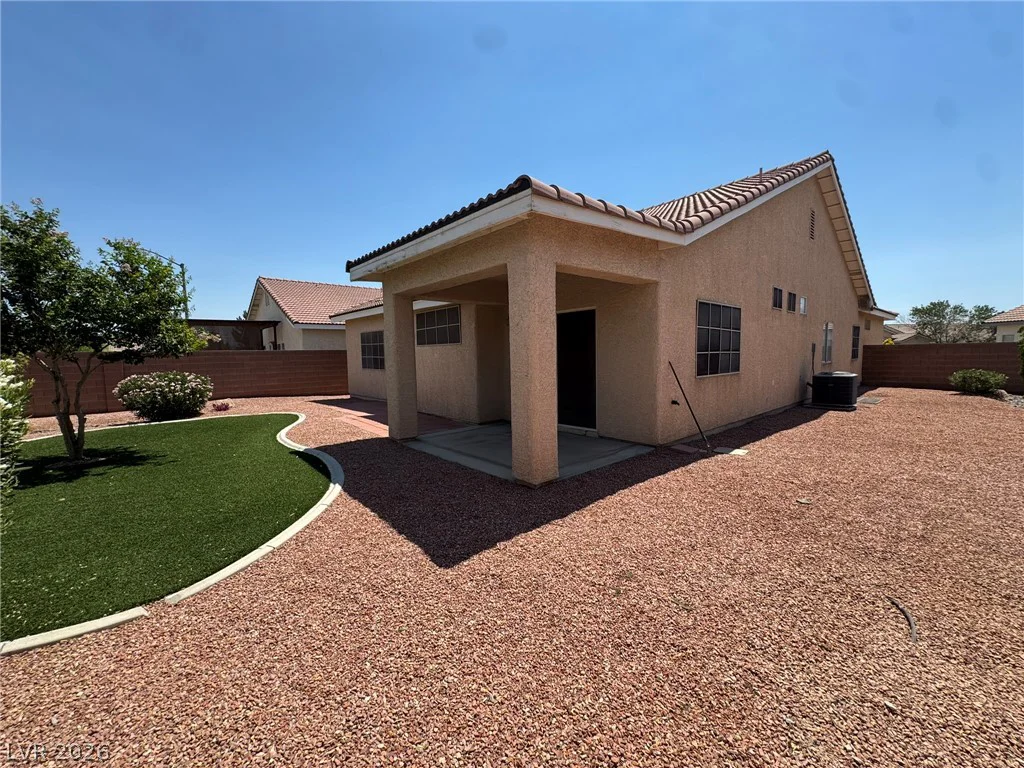 4737 Bell Canyon, North Las Vegas, NV 89031