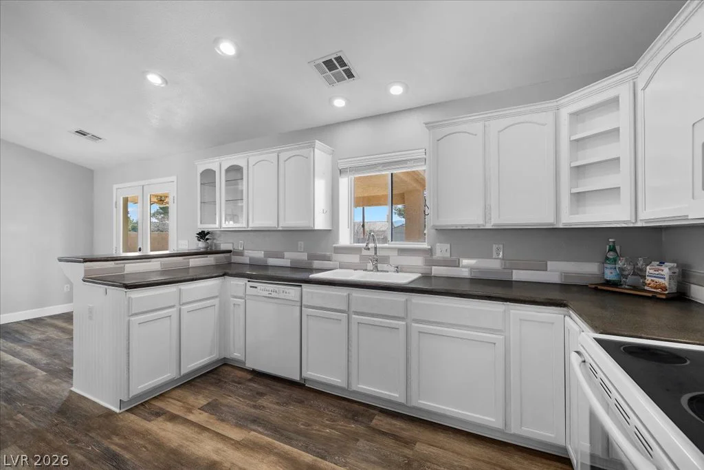 901 Laguna, Pahrump, NV 89048
