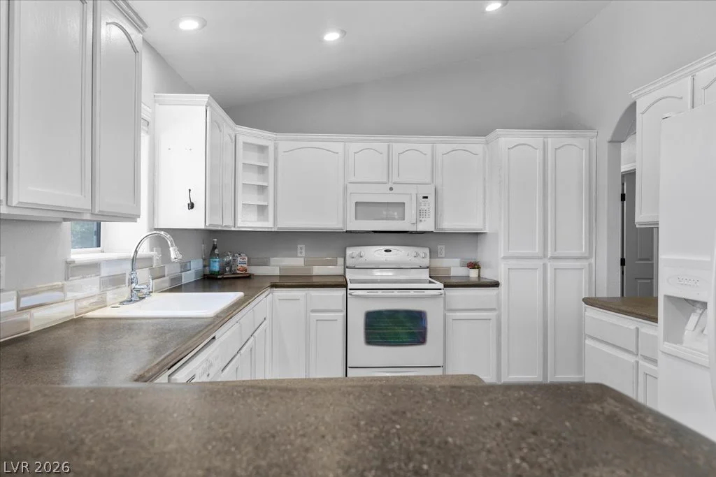 901 Laguna, Pahrump, NV 89048