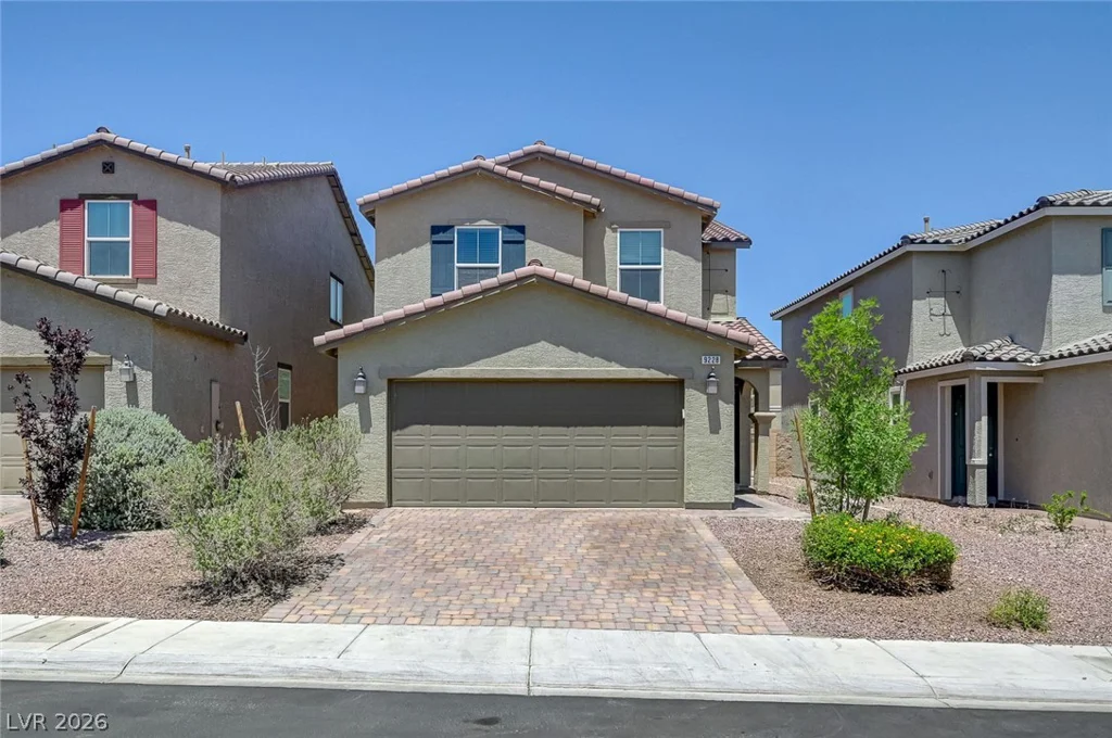 9228 Harbin, Las Vegas, NV 89148