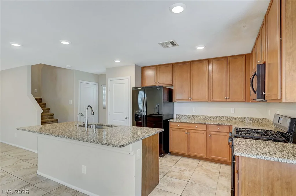 9228 Harbin, Las Vegas, NV 89148