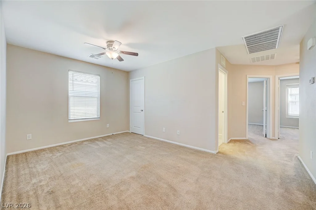 9228 Harbin, Las Vegas, NV 89148