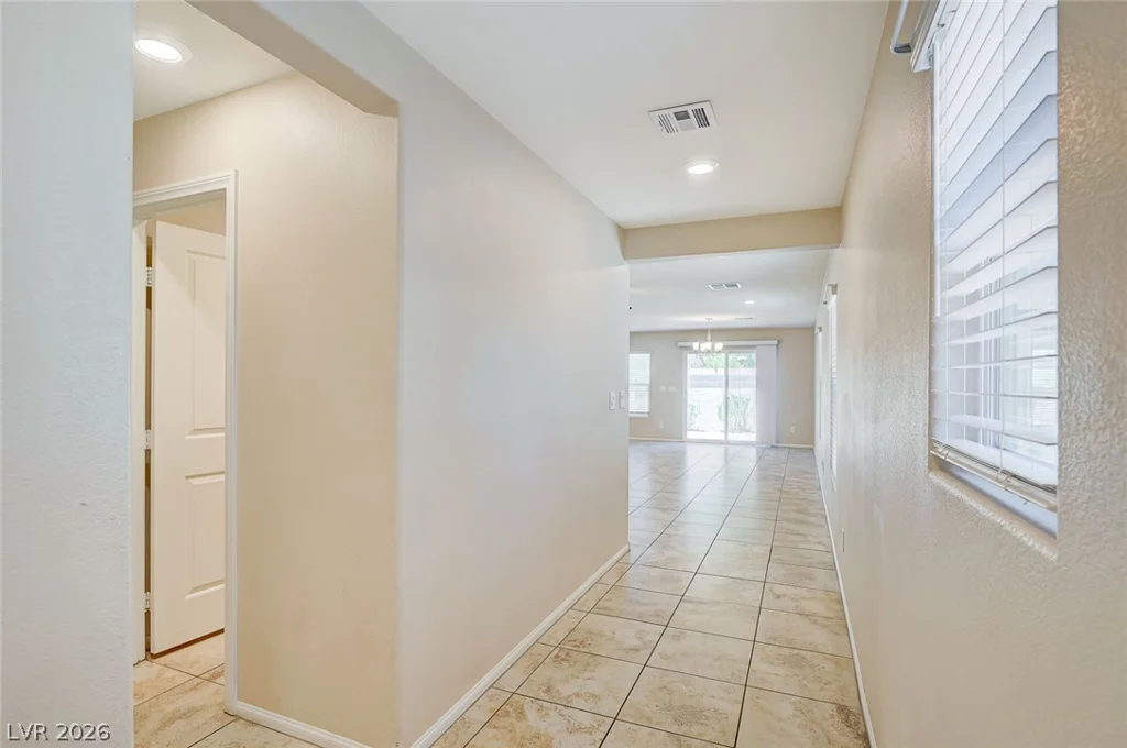 9228 Harbin, Las Vegas, NV 89148