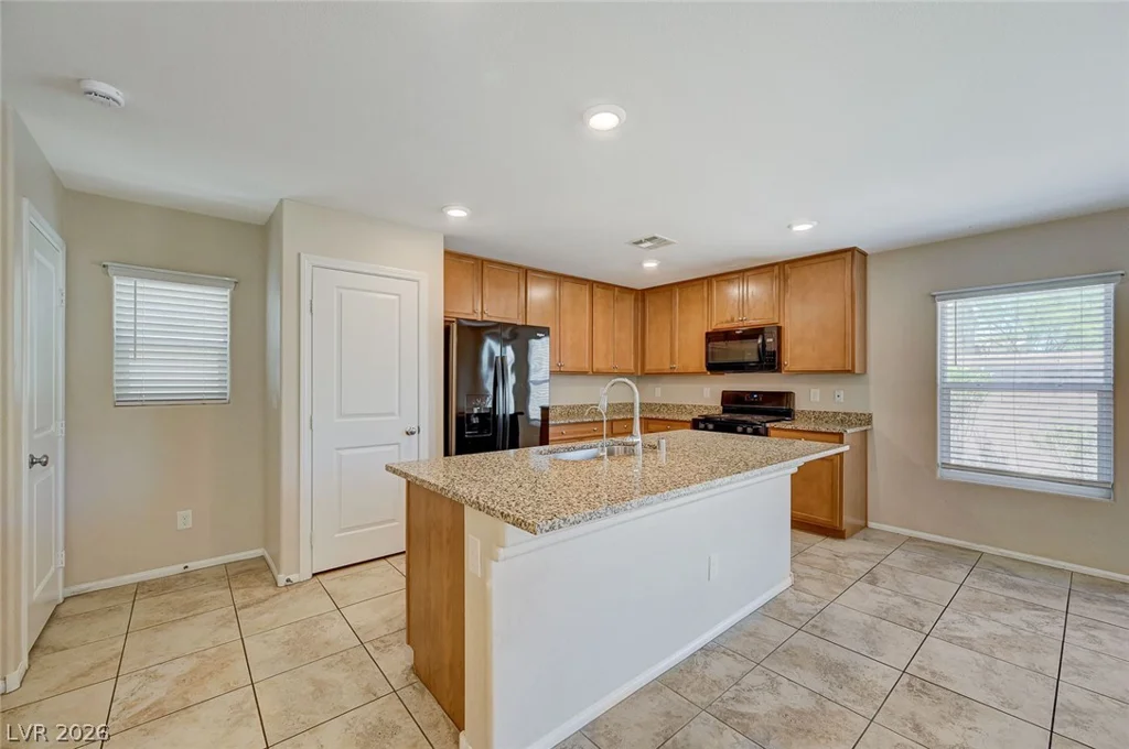 9228 Harbin, Las Vegas, NV 89148