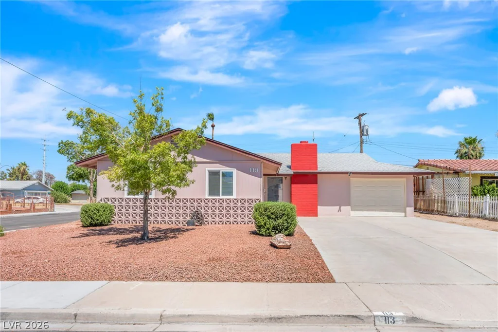 113 Rosemeade, Las Vegas, NV 89106