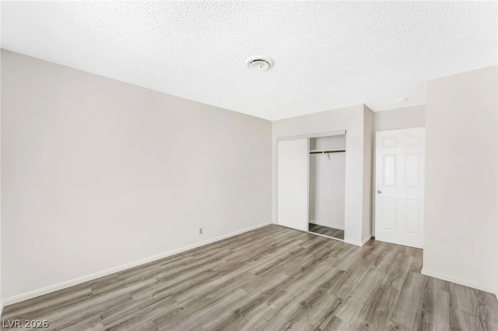 113 Rosemeade, Las Vegas, NV 89106