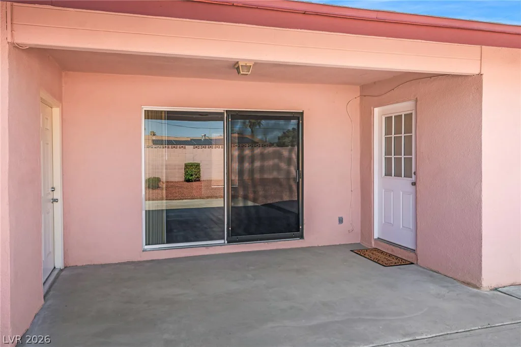 113 Rosemeade, Las Vegas, NV 89106