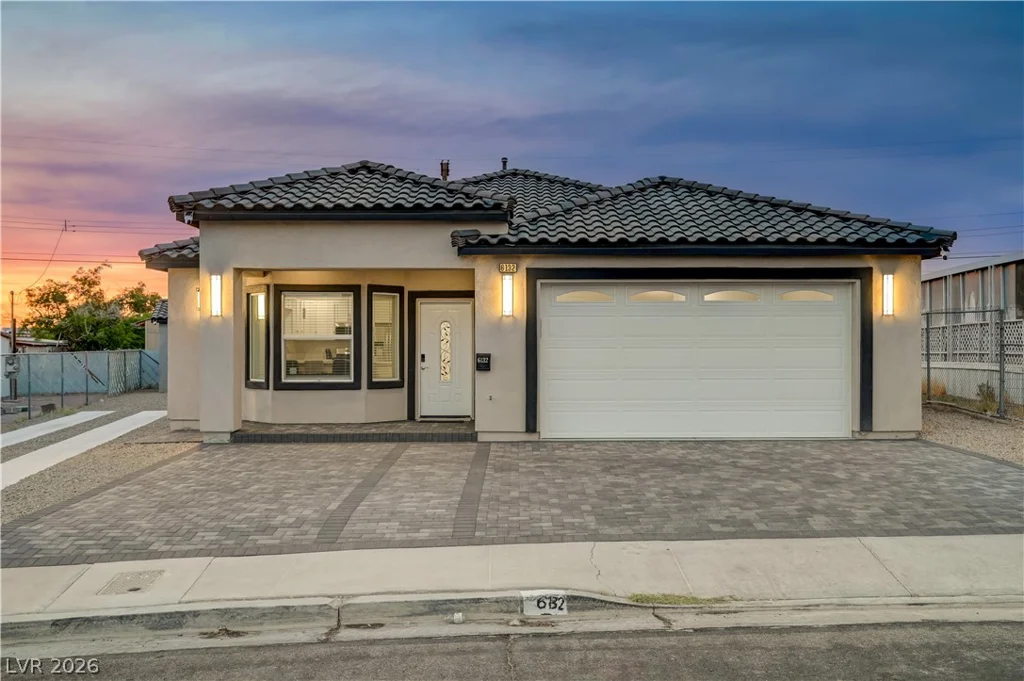 6132 Glacier, Las Vegas, NV 89156