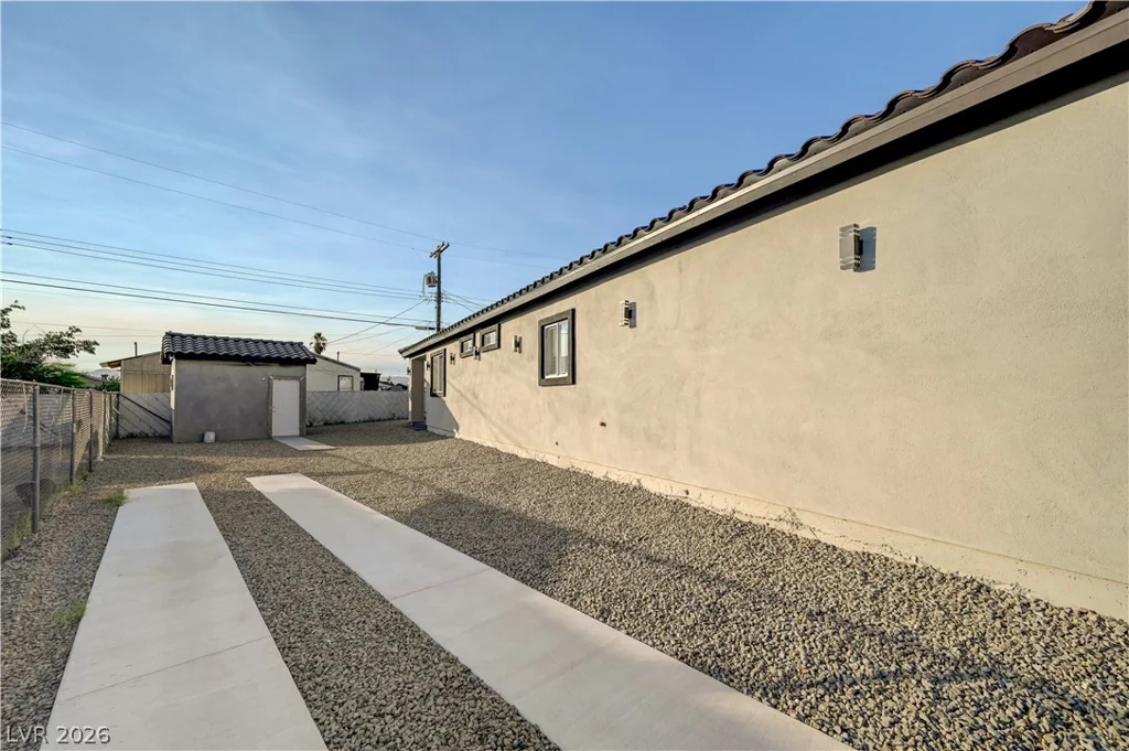 6132 Glacier, Las Vegas, NV 89156