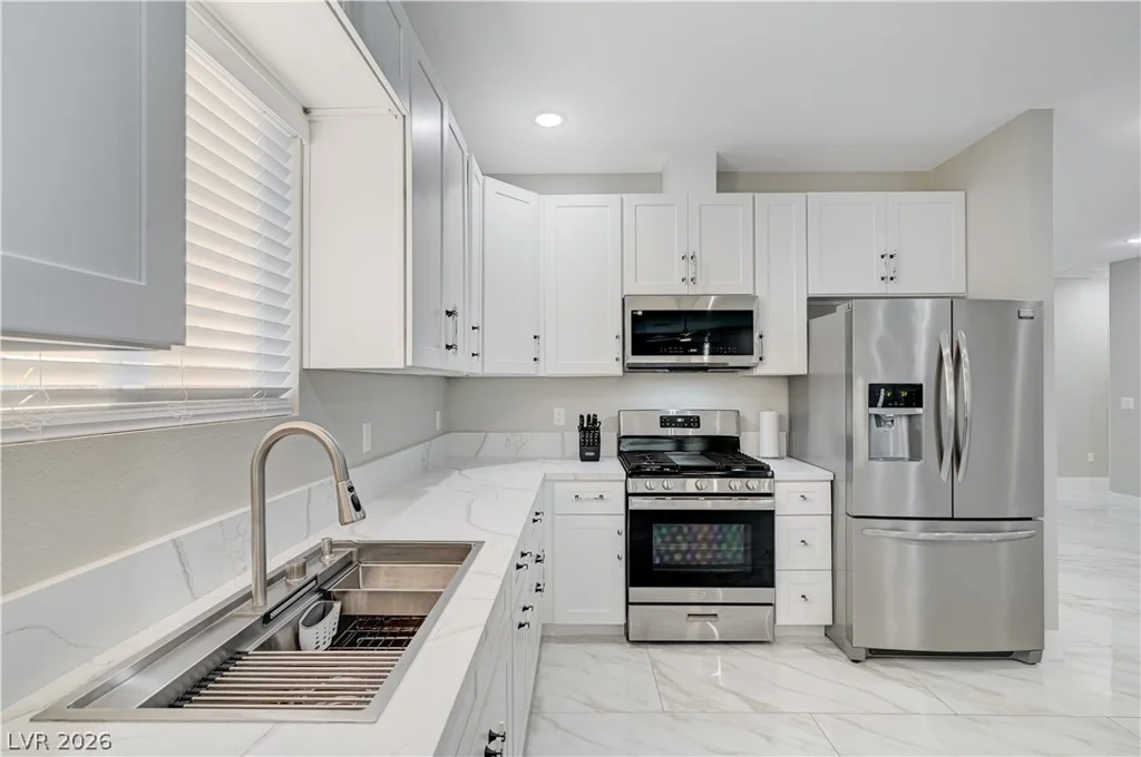 6132 Glacier, Las Vegas, NV 89156