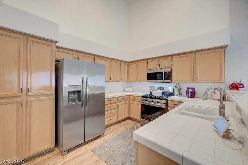 5671 Whale Watch, Las Vegas, NV 89113