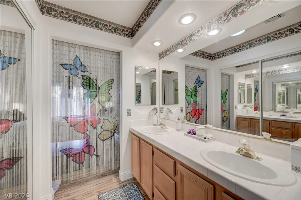 5671 Whale Watch, Las Vegas, NV 89113