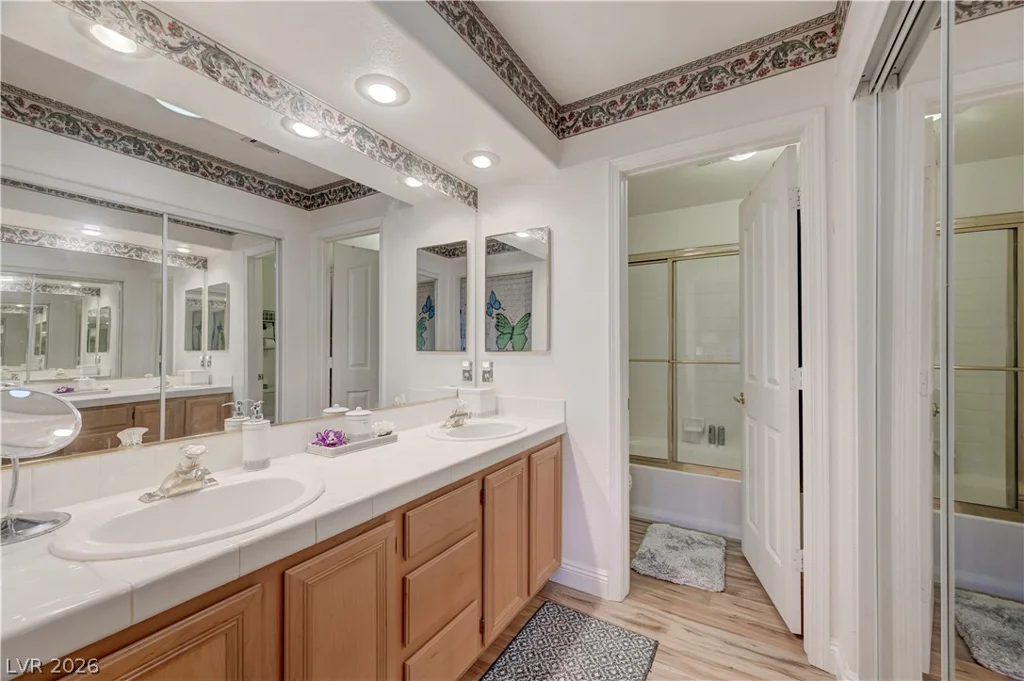 5671 Whale Watch, Las Vegas, NV 89113