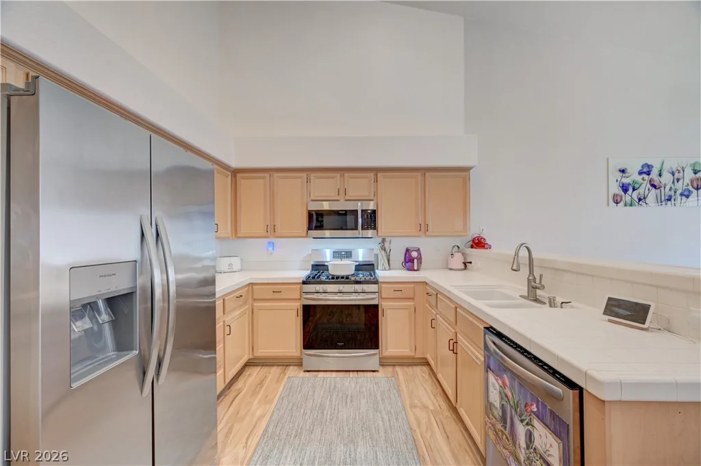5671 Whale Watch, Las Vegas, NV 89113