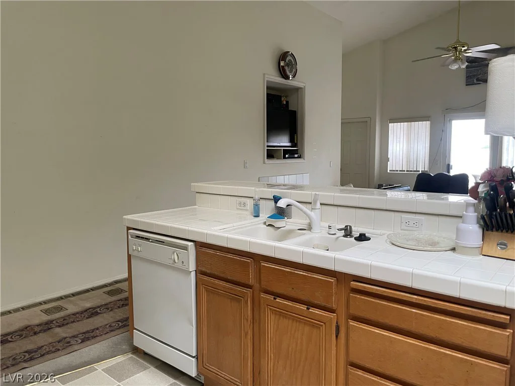 648 Hitchen Post, Henderson, NV 89011