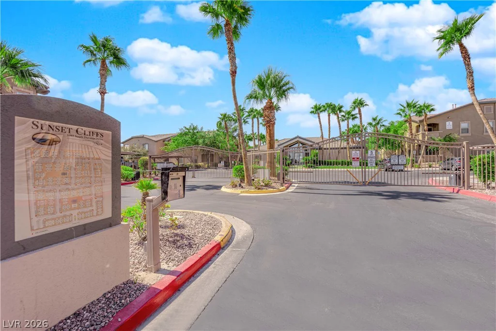 8985 Durango, Las Vegas, NV 89113