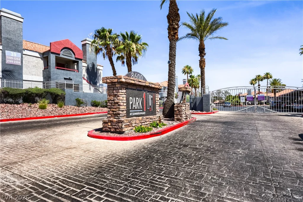 8600 Charleston, Las Vegas, NV 89117