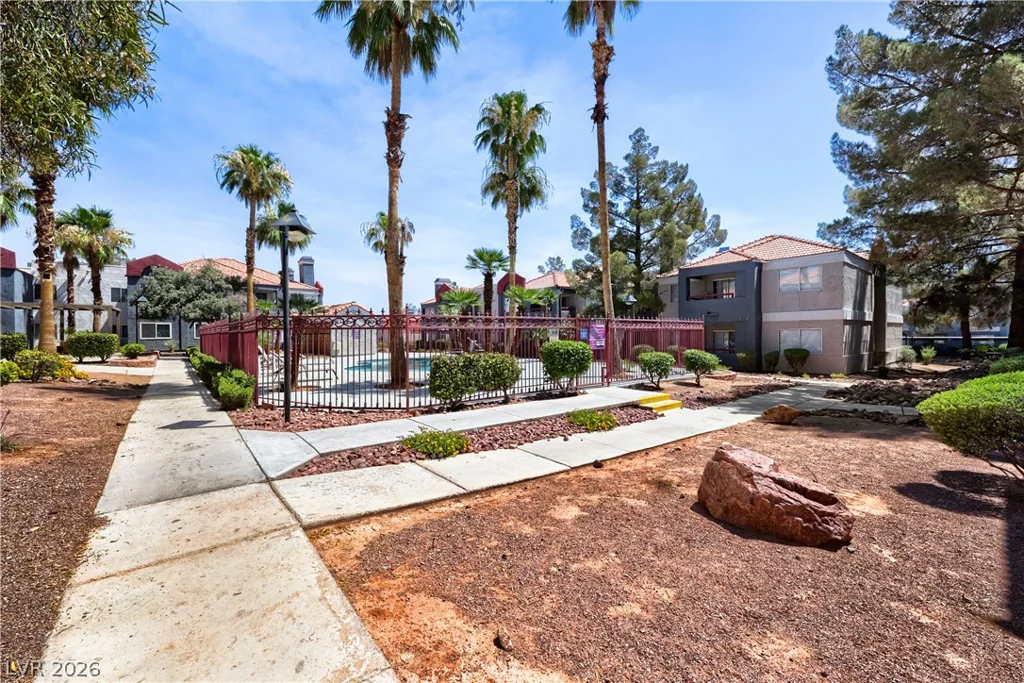 8600 Charleston, Las Vegas, NV 89117