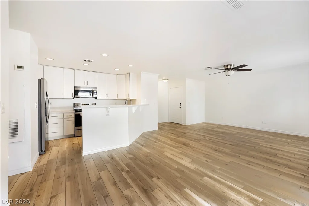 8600 Charleston, Las Vegas, NV 89117
