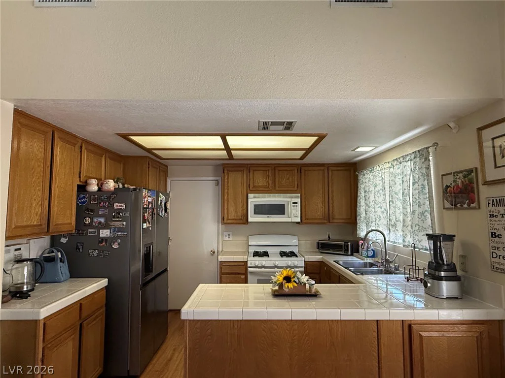 4839 Beaconsfield, Las Vegas, NV 89147