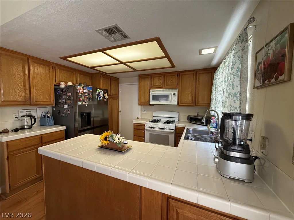 4839 Beaconsfield, Las Vegas, NV 89147
