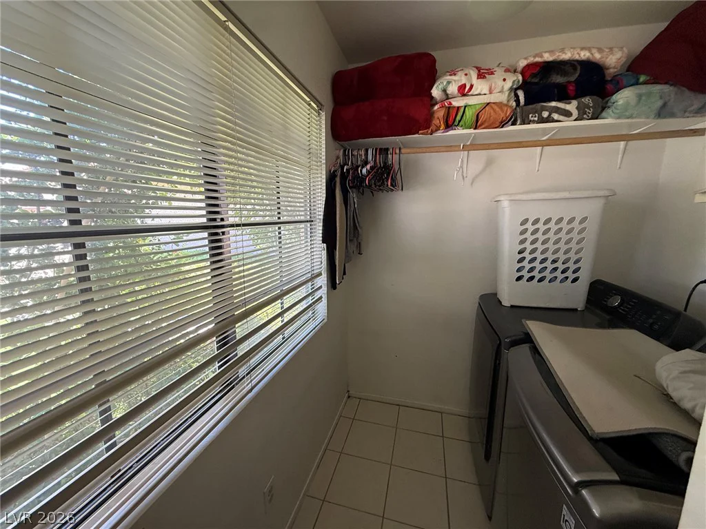 4839 Beaconsfield, Las Vegas, NV 89147
