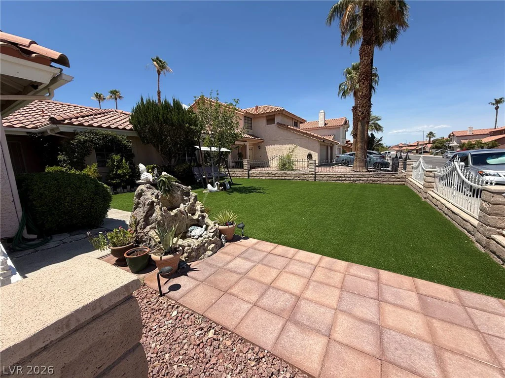 4839 Beaconsfield, Las Vegas, NV 89147