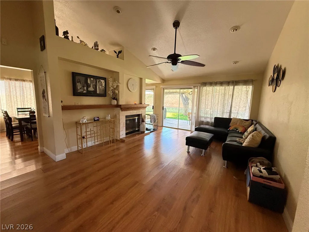 4839 Beaconsfield, Las Vegas, NV 89147
